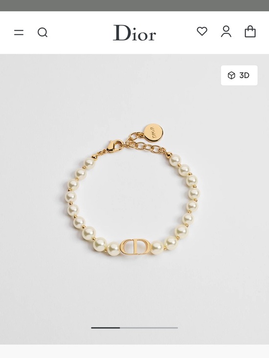 Dior Jewelry - Dior - 30 Montaigne Bracelet
Gold-Finish Metal and White Resin Pearls